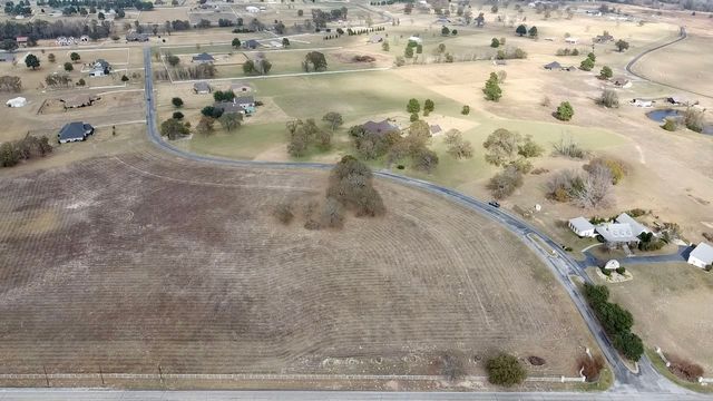 15511 Stallion Lake Boulevard, Lindale, TX 75771