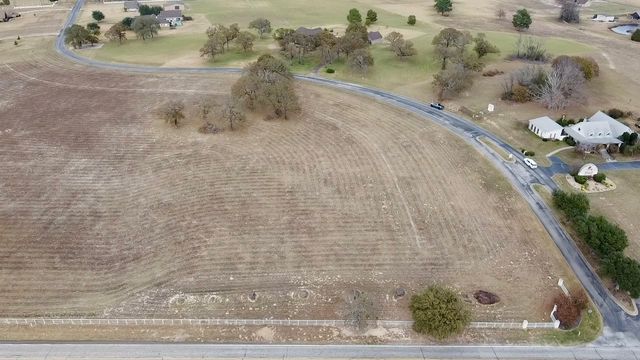 15511 Stallion Lake Boulevard, Lindale, TX 75771