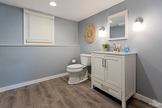 8336 Mending Wall Drive, Woodridge, IL 60517