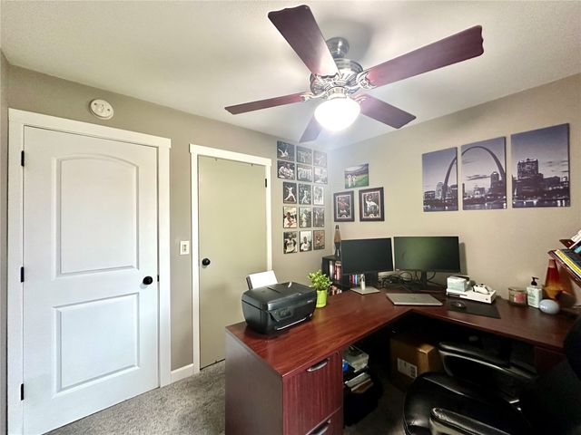 1612 Parkwood Lane NE, Cedar Rapids, IA 52402