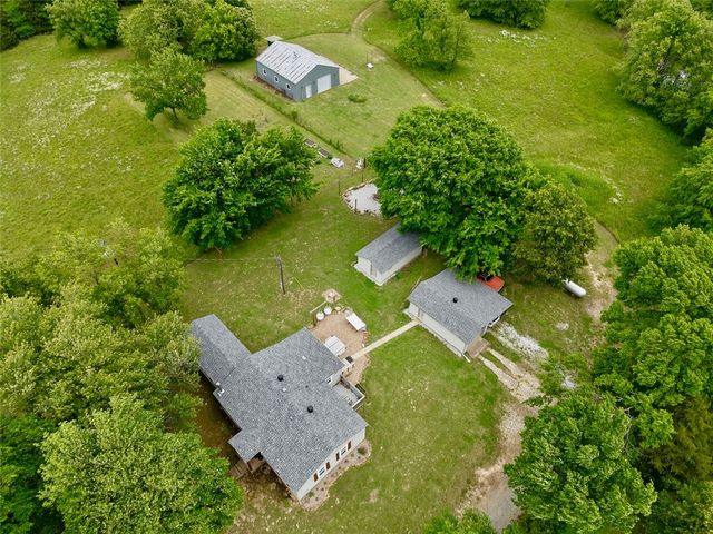 31678 295 Highway, Hindsville, AR 72738