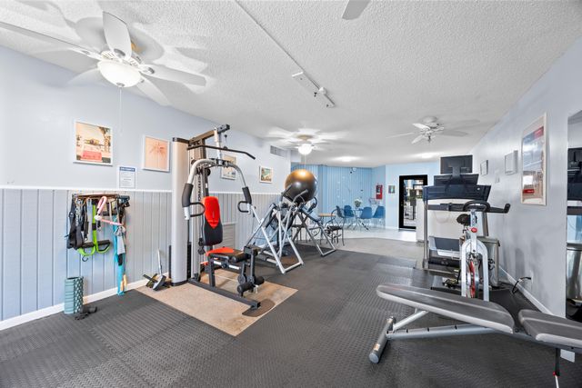 1901 N Andrews Avenue 216, Wilton Manors, FL 33311
