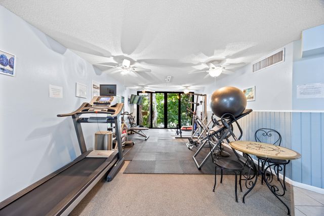 1901 N Andrews Avenue 216, Wilton Manors, FL 33311