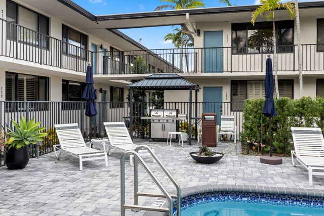 1901 N Andrews Avenue 216, Wilton Manors, FL 33311
