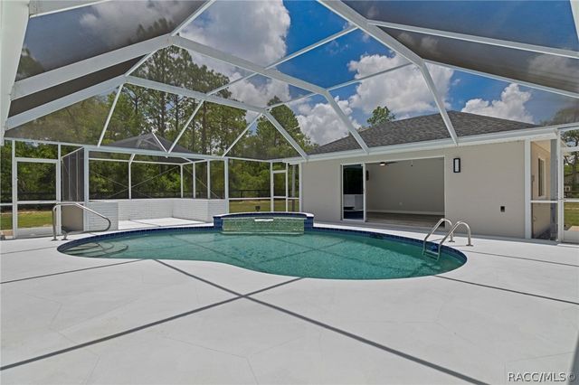4200 W Pine Ridge Boulevard, Beverly Hills, FL 34465