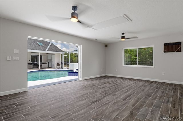 4200 W Pine Ridge Boulevard, Beverly Hills, FL 34465