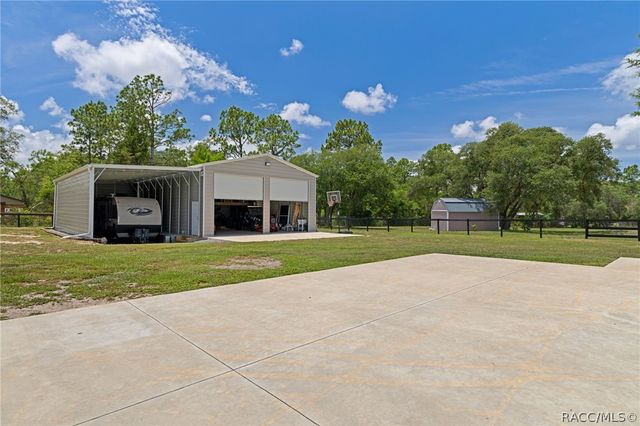 4200 W Pine Ridge Boulevard, Beverly Hills, FL 34465