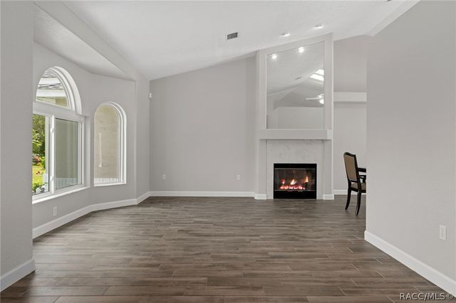 4200 W Pine Ridge Boulevard, Beverly Hills, FL 34465
