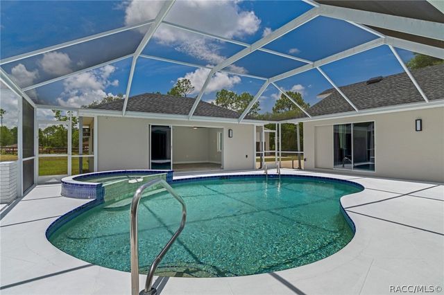 4200 W Pine Ridge Boulevard, Beverly Hills, FL 34465