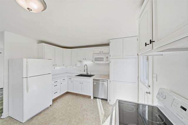 602 Lyell Court, Fort Wayne, IN 46825