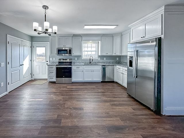 163 Rigling Rd, Loretto, TN 38469