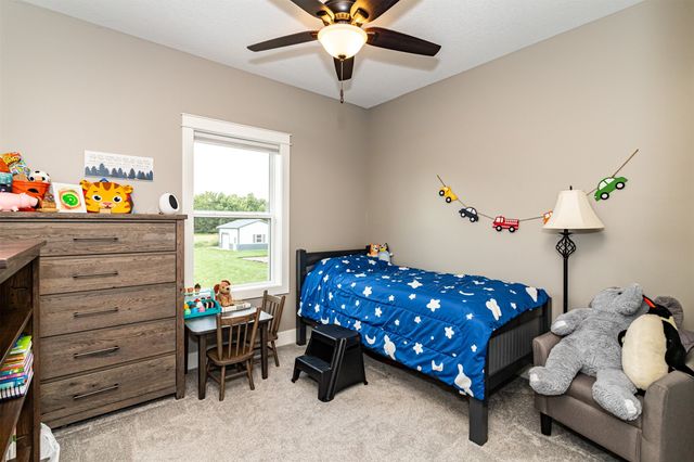 906 Baldwin Street, Maxwell, IA 50161