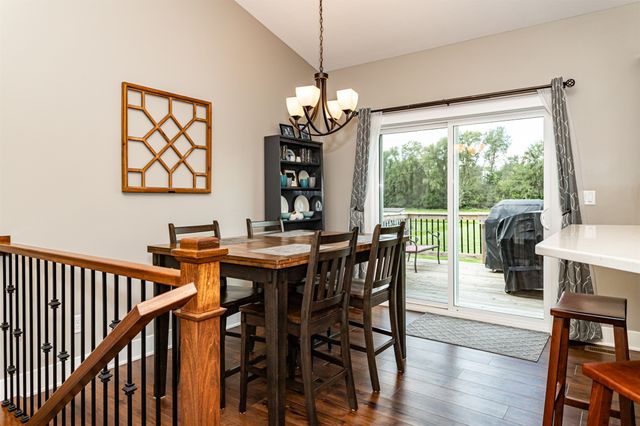 906 Baldwin Street, Maxwell, IA 50161