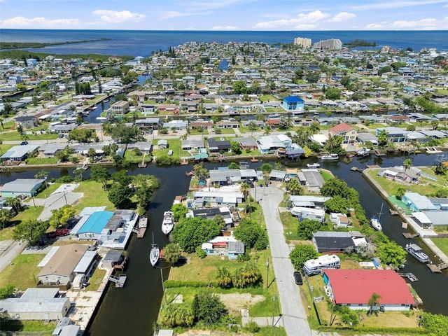 6732 FLICKER LANE, Hudson, FL 34667
