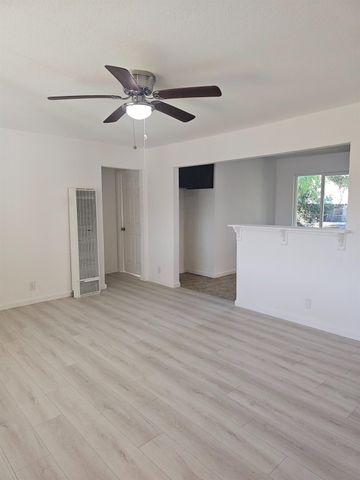 4209 Section Ave, Stockton, CA 95215