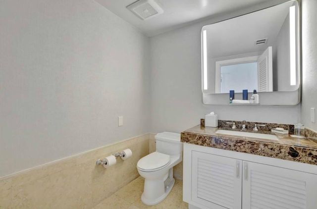 1 N Fort Lauderdale Beach Boulevard 1607, Fort Lauderdale, FL 33304