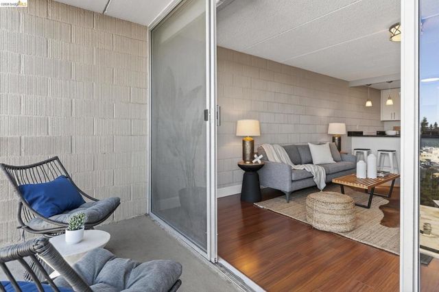 1 Kelton Ct 2D, Oakland, CA 94611