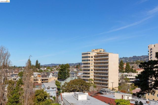 1 Kelton Ct 2D, Oakland, CA 94611