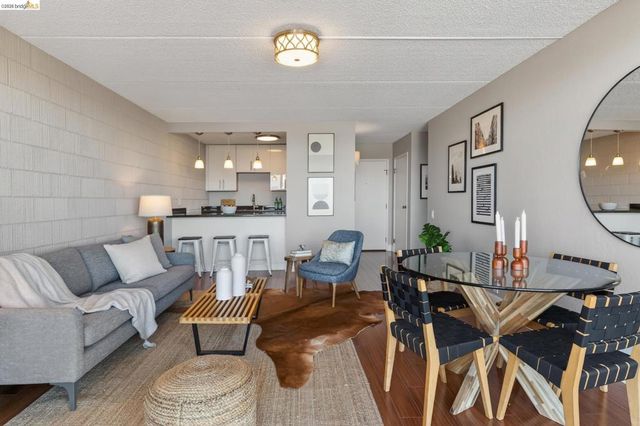 1 Kelton Ct 2D, Oakland, CA 94611