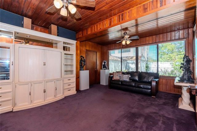 4425 W BAY VILLA AVENUE, Tampa, FL 33611