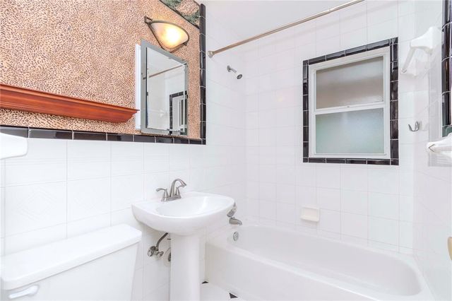 4425 W BAY VILLA AVENUE, Tampa, FL 33611