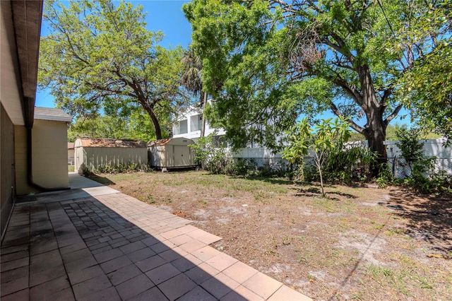 4425 W BAY VILLA AVENUE, Tampa, FL 33611