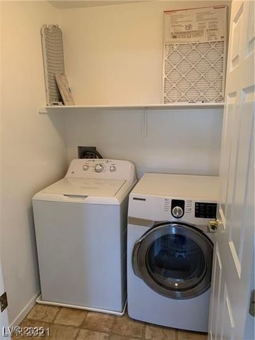 85 DAY TRADE Street 1, Henderson, NV 89074