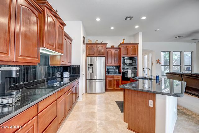 2605 W FLORIMOND Road, Phoenix, AZ 85086