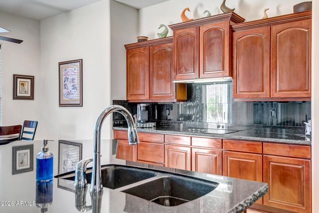 2605 W FLORIMOND Road, Phoenix, AZ 85086