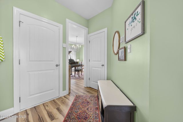 328 Windmill Light Way, Sneads Ferry, NC 28460