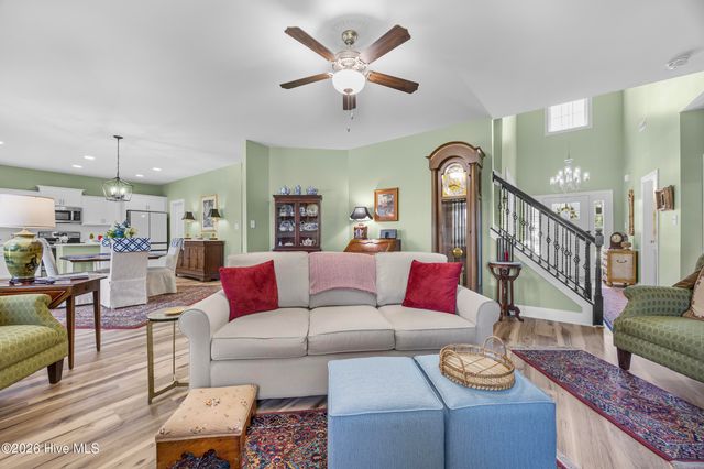 328 Windmill Light Way, Sneads Ferry, NC 28460