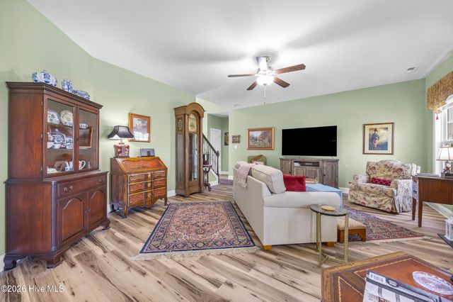 328 Windmill Light Way, Sneads Ferry, NC 28460