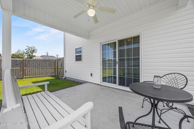 328 Windmill Light Way, Sneads Ferry, NC 28460