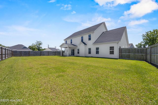 328 Windmill Light Way, Sneads Ferry, NC 28460