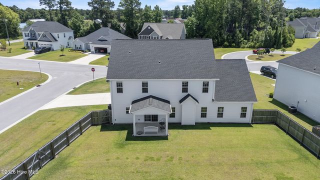 328 Windmill Light Way, Sneads Ferry, NC 28460