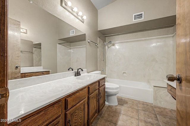 3302 W KRISTAL Way, Phoenix, AZ 85027