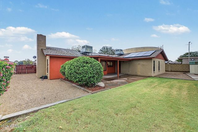 3302 W KRISTAL Way, Phoenix, AZ 85027