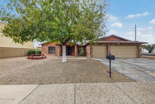 3302 W KRISTAL Way, Phoenix, AZ 85027