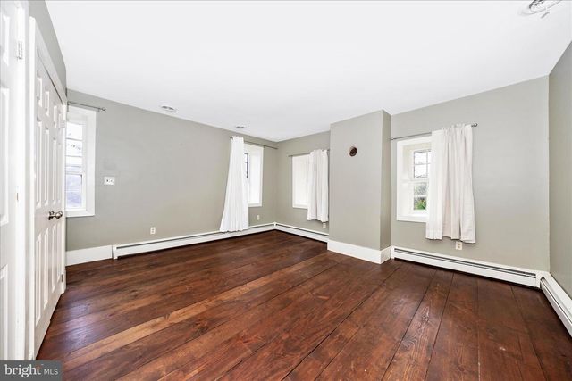 2301 MOUNT EPHRAIM RD, Adamstown, MD 21710