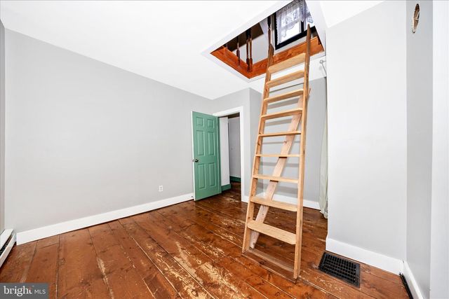 2301 MOUNT EPHRAIM RD, Adamstown, MD 21710