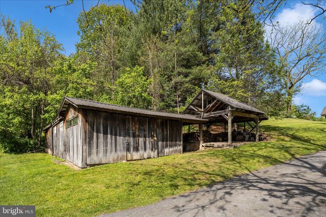 2301 MOUNT EPHRAIM RD, Adamstown, MD 21710