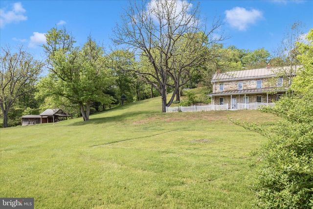 2301 MOUNT EPHRAIM RD, Adamstown, MD 21710