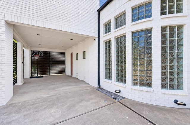 4420 Hollow Oak Drive, Dallas, TX 75287