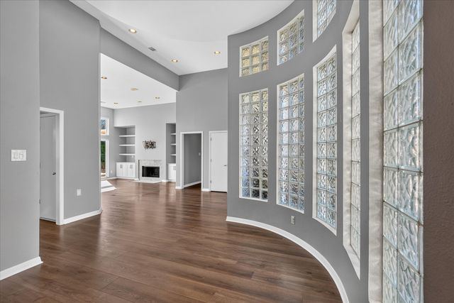 4420 Hollow Oak Drive, Dallas, TX 75287