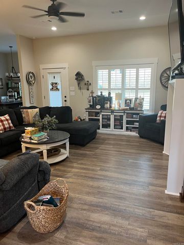 250 Saddle Brook, Austin, AR 72007