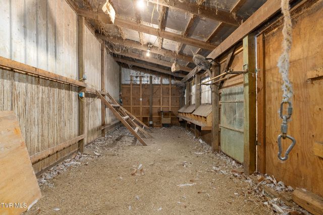 1385 Wilhoit Road, Chuckey, TN 37641