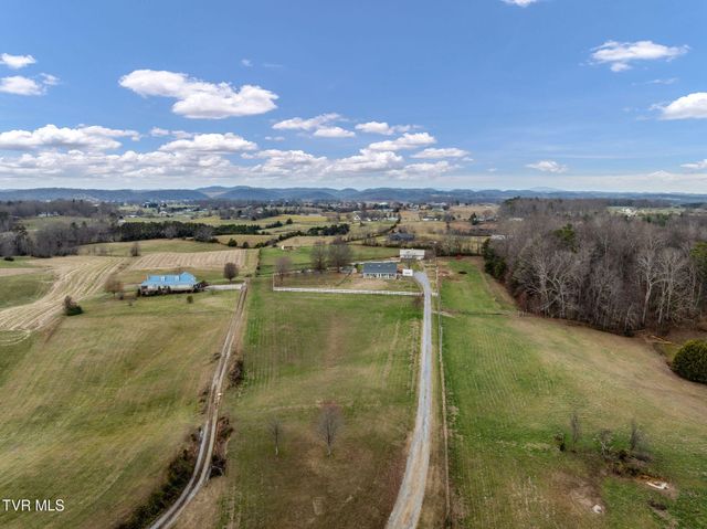 1385 Wilhoit Road, Chuckey, TN 37641