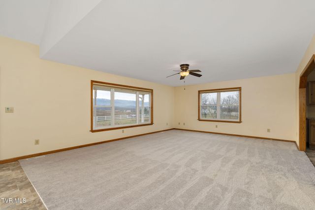 1385 Wilhoit Road, Chuckey, TN 37641