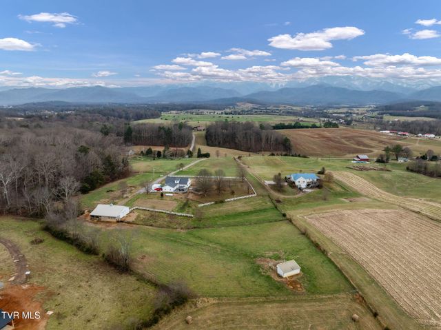 1385 Wilhoit Road, Chuckey, TN 37641