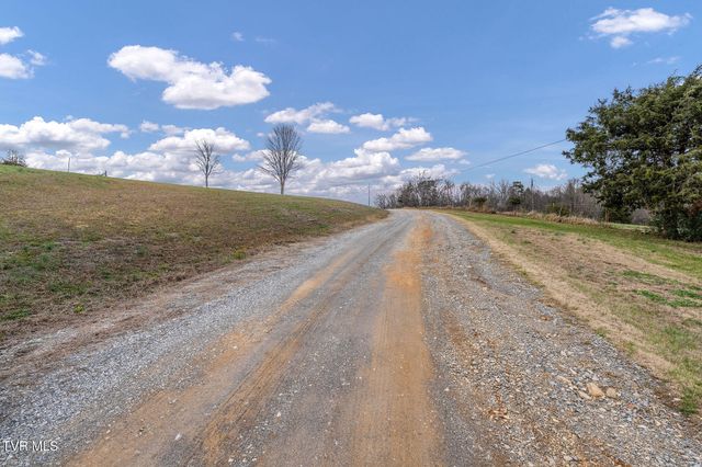 1385 Wilhoit Road, Chuckey, TN 37641